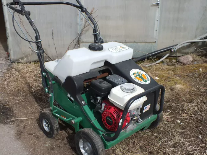 Nurmikon ilmastuslaite - Koneet ja laitteet - AB10010010177 - 1